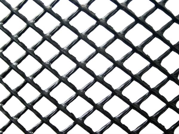 extruded-plasticmesh-diamond-black